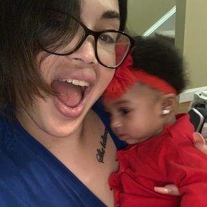 Meet your Posher, Adriana